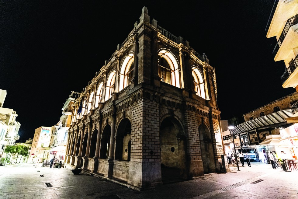 From 1204 to the mid-17th century, Heraklion was part of the Republic of Venice; this loggia was bui